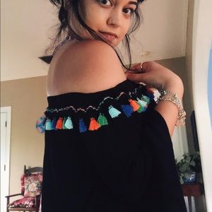 Cotton Bleu off the shoulder blouse sz M